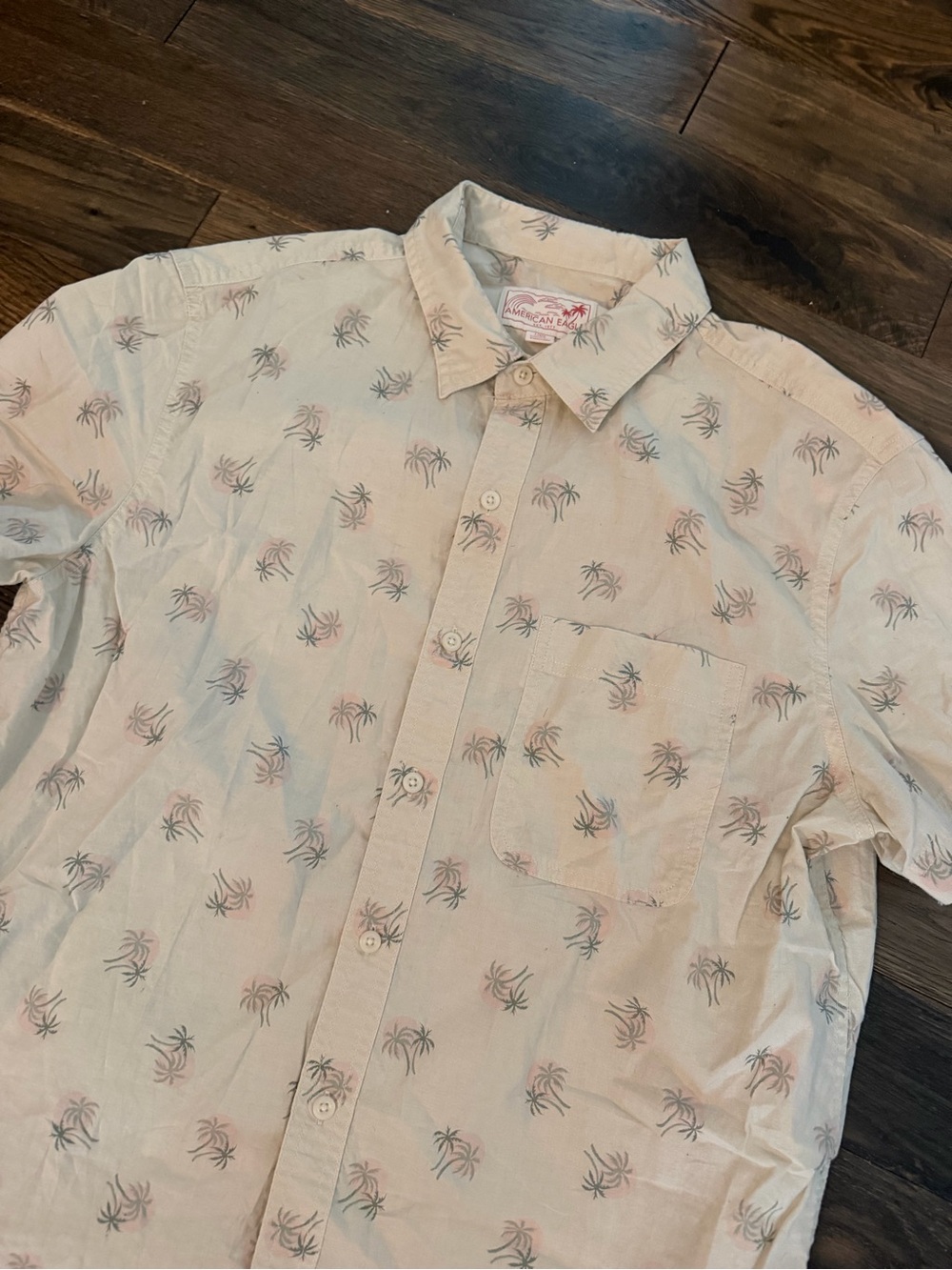 AE Casual Palm-Print Short Sleeve Shirt in Light Beige-Men’s Large